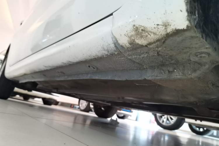 Used Kia Pegas 2017 1.4L Manual Value Edition Right Side Sill