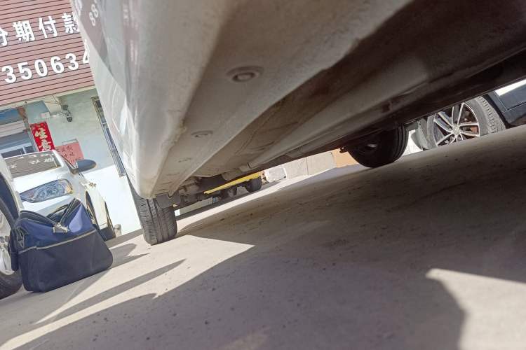 Used Kia Pegas 2017 1.4L Automatic Value Edition Right Side Sill