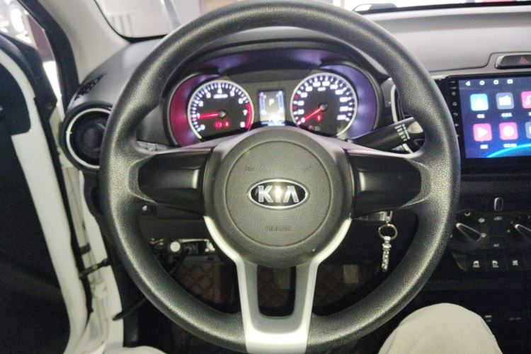 Used Kia Pegas 2017 1.4L Automatic Value Edition Steering Wheel