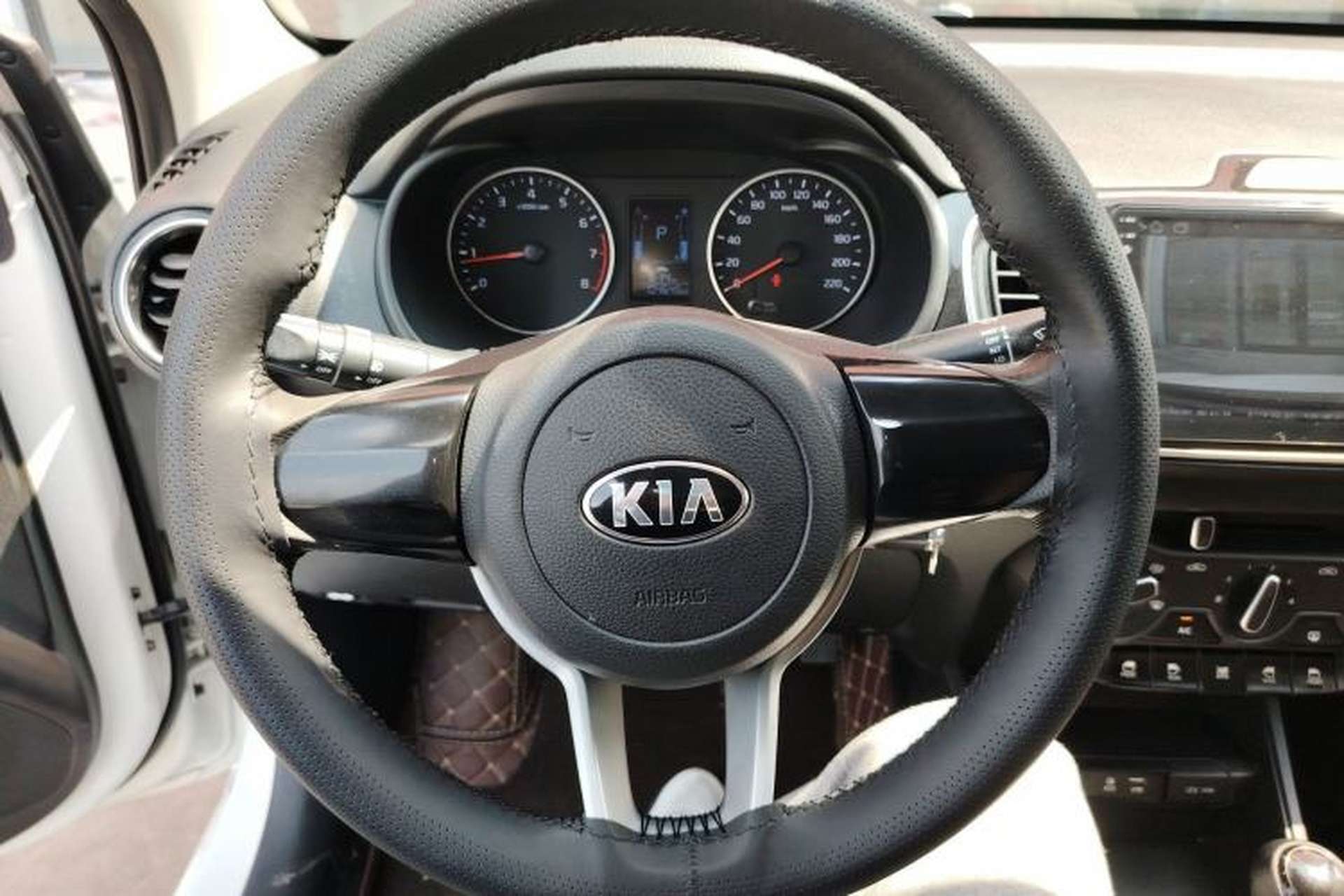 Used Kia Pegas 2017 1.4L Automatic Value Edition Steering Wheel