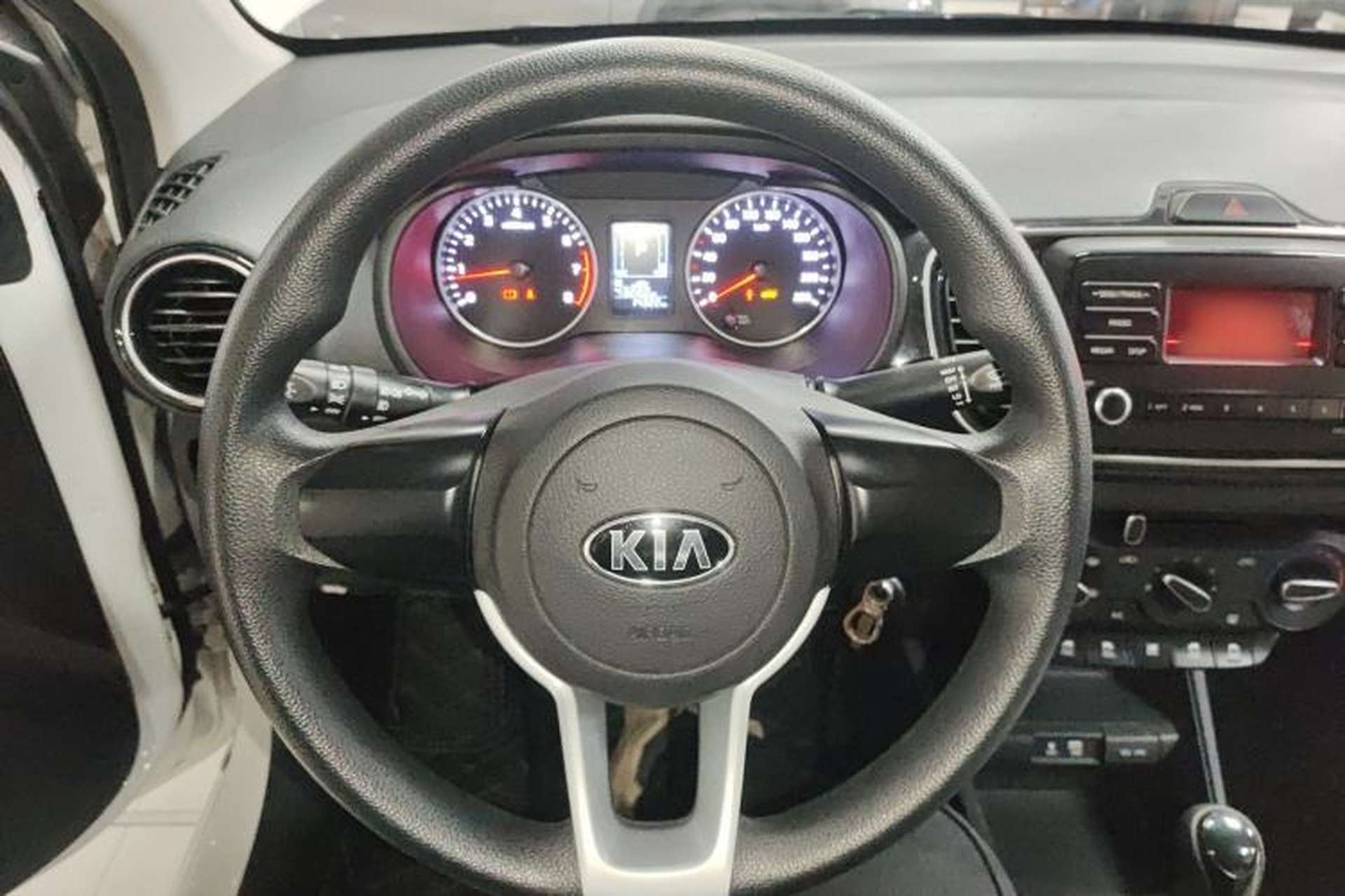 Used Kia Pegas 2017 1.4L Automatic Value Edition Steering Wheel
