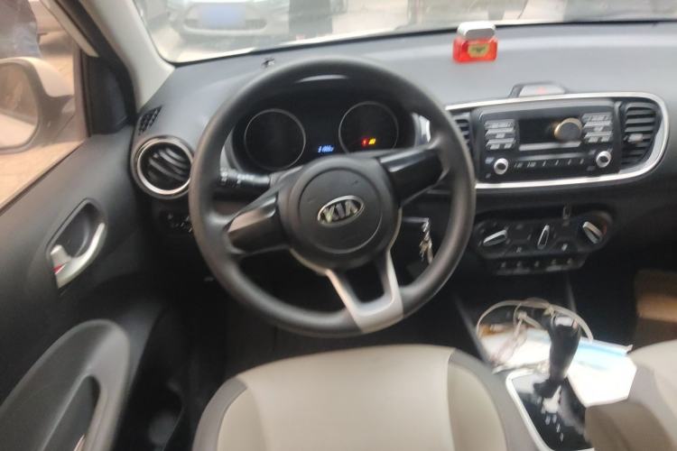 Used Kia Pegas 2017 1.4L Automatic Value Edition Steering Wheel