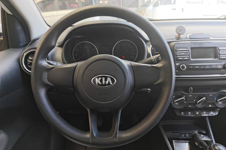 Used Kia Pegas 2017 1.4L Manual Fashion Edition Smart Steering Wheel
