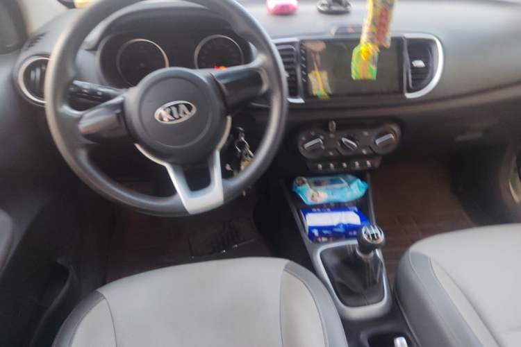 Used Kia Pegas 2017 1.4L Manual Value Edition Steering Wheel