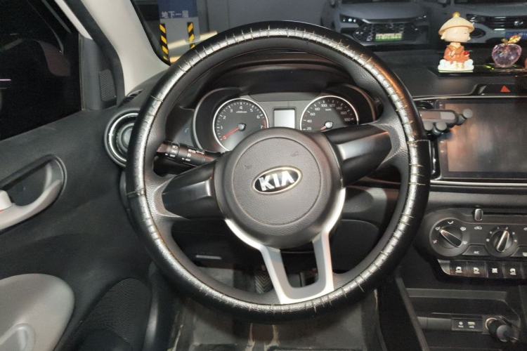 Used Kia Pegas 2017 1.4L Manual Value Edition Steering Wheel