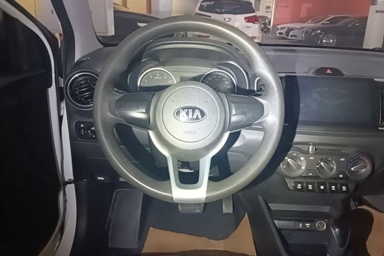 Used Kia Pegas 2017 1.4L Automatic Value Edition Steering Wheel