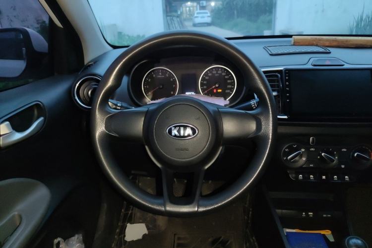 Used Kia Pegas 2017 1.4L Manual Fashion Edition Smart Steering Wheel