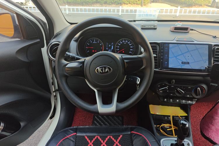 Used Kia Pegas 2017 1.4L Automatic Value Edition Steering Wheel