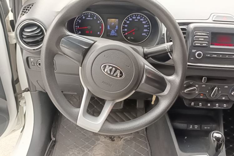 Used Kia Pegas 2017 1.4L Automatic Value Edition Steering Wheel