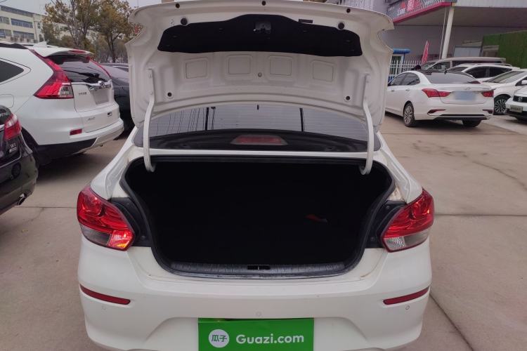Used Kia Pegas 2017 1.4L Automatic Value Edition Trunk