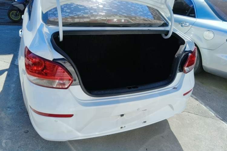 Used Kia Pegas 2017 1.4L Automatic Value Edition Trunk