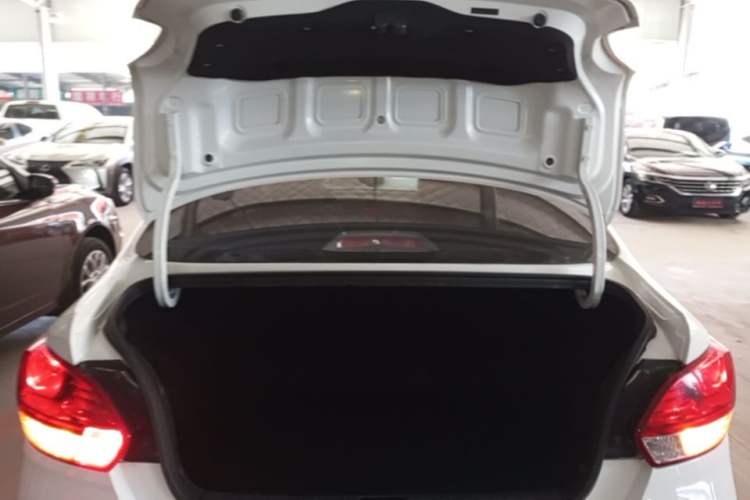 Used Kia Pegas 2017 1.4L Manual Fashion Edition Smart Trunk