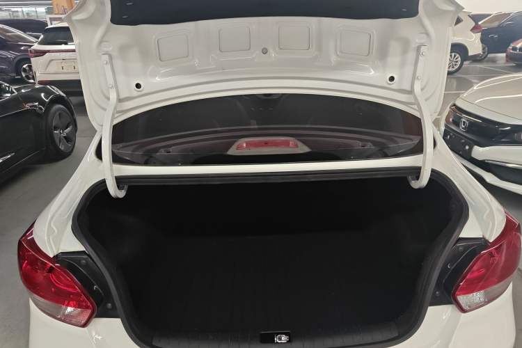 Used Kia Pegas 2017 1.4L Manual Value Edition Trunk