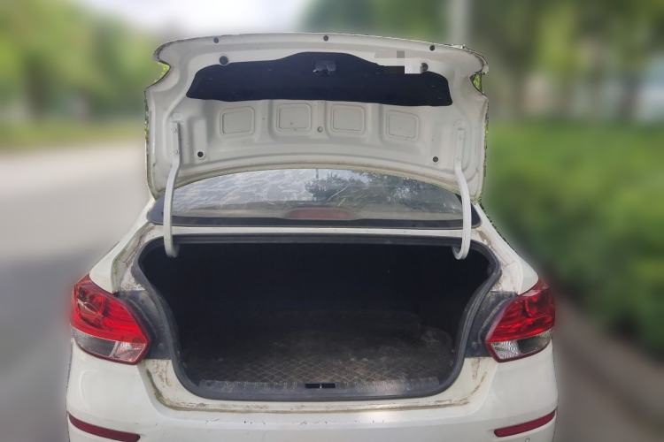Used Kia Pegas 2017 1.4L Automatic Value Edition Trunk