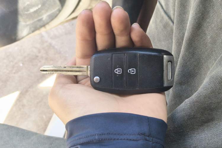 Used Kia Pegas 2017 1.4L Manual Fashion Edition Smart Vehicle Key