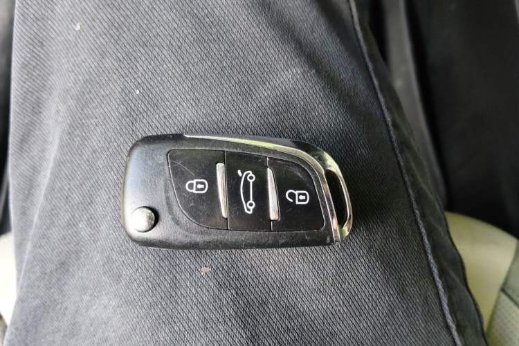 Used Kia Pegas 2017 1.4L Automatic Value Edition Vehicle Key