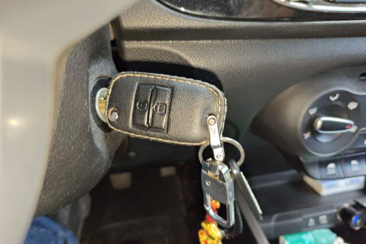 Used Kia Pegas 2017 1.4L Manual Value Edition Vehicle Key