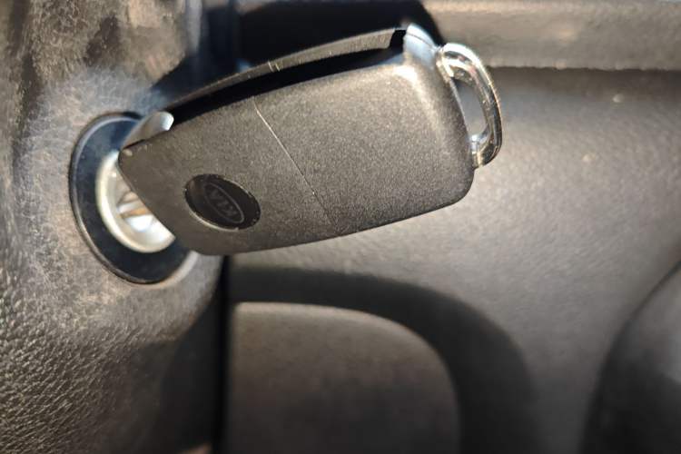 Used Kia Pegas 2017 1.4L Automatic Value Edition Vehicle Key