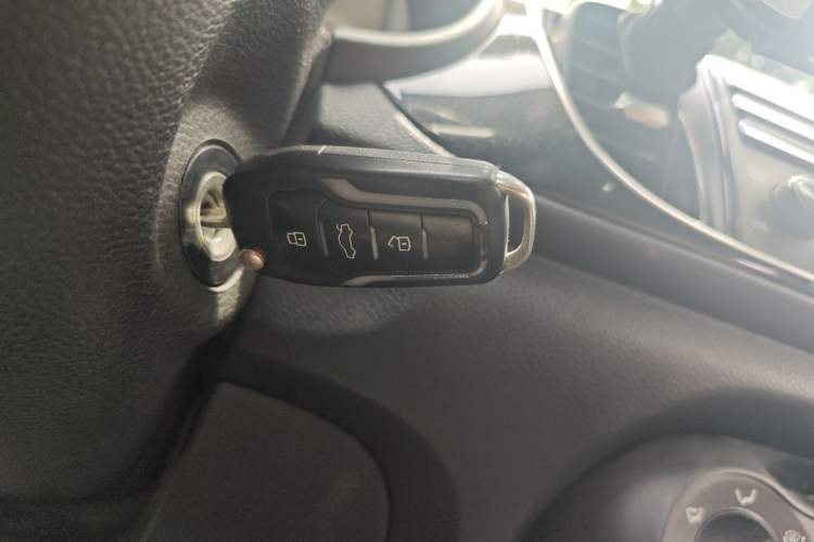 Used Kia Pegas 2017 1.4L Manual Value Edition Vehicle Key