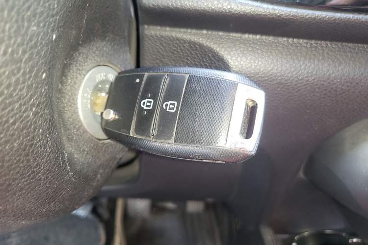 Used Kia Pegas 2017 1.4L Manual Fashion Edition Smart Vehicle Key