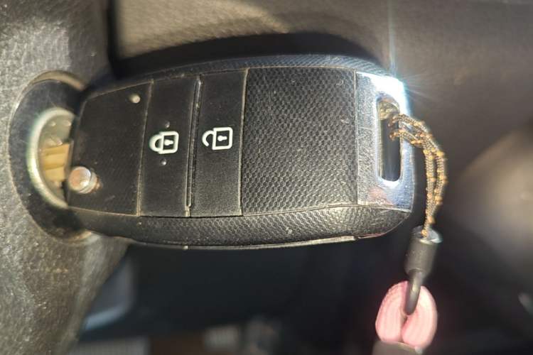 Used Kia Pegas 2017 1.4L Automatic Value Edition Vehicle Key
