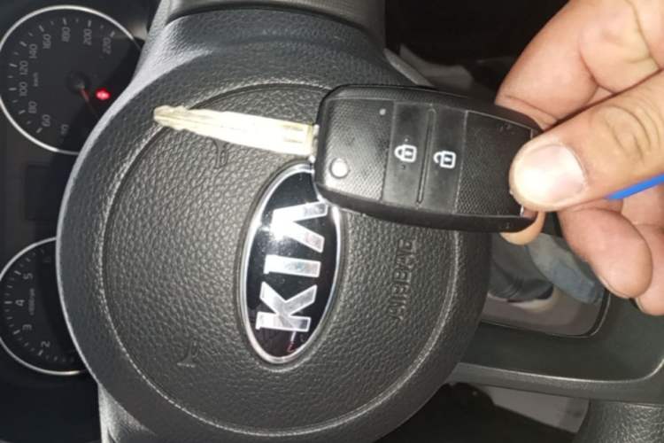 Used Kia Pegas 2017 1.4L Manual Fashion Edition Smart Vehicle Key