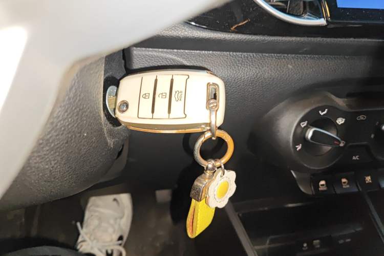 Used Kia Pegas 2017 1.4L Automatic Value Edition Vehicle Key