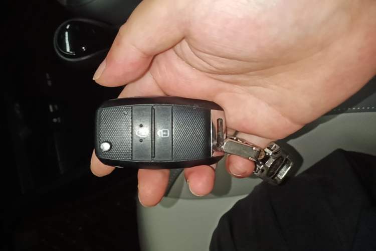 Used Kia Pegas 2017 1.4L Automatic Value Edition Vehicle Key