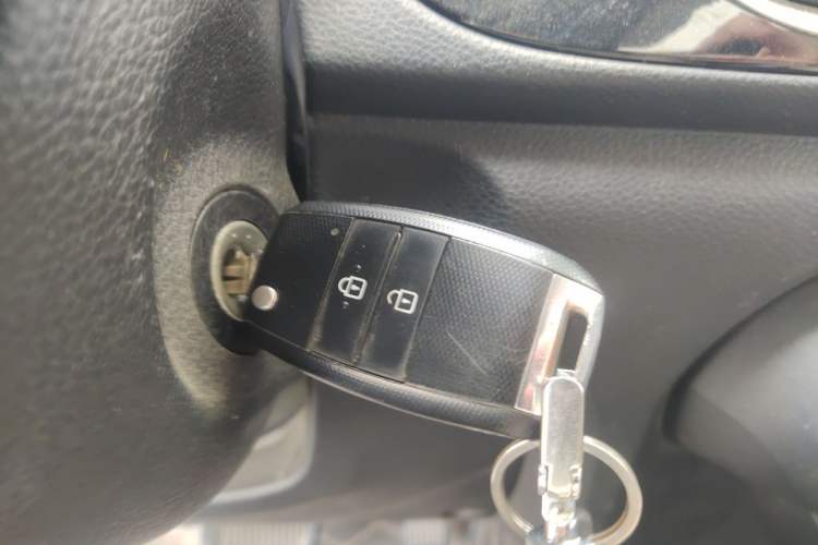 Used Kia Pegas 2017 1.4L Automatic Value Edition Vehicle Key