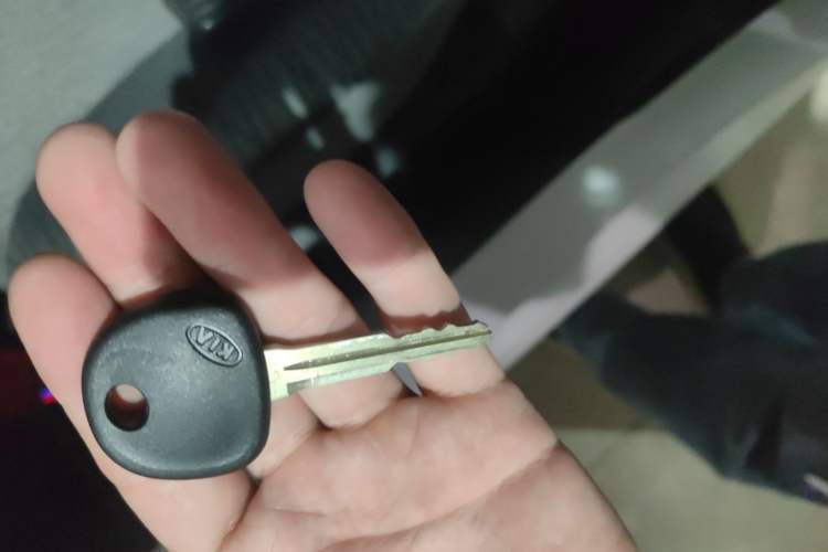 Used Kia Pegas 2017 1.4L Manual Fashion Edition Smart Vehicle Key