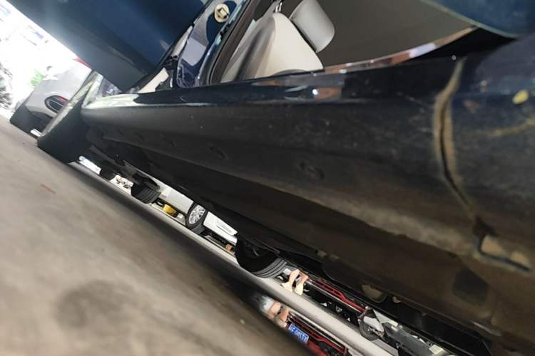 Used Kia Pegas 2019 1.4L Manual Value Edition National VI Standard Right Side Sill