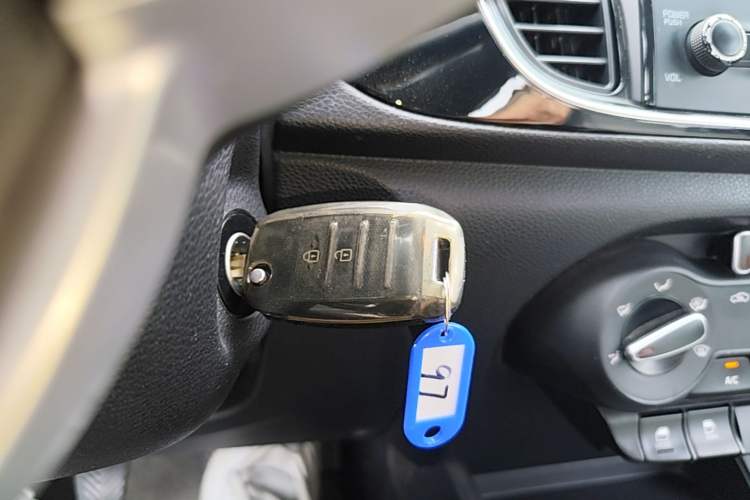 Used Kia Pegas 2019 1.4L Manual Value Edition National VI Standard Vehicle Key