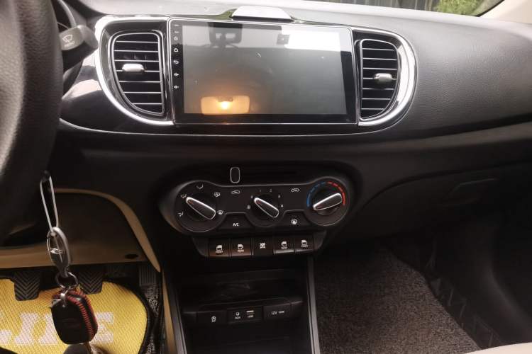 Used Kia Pegas 2019 1.4L Manual Value Edition National VI Standard Audio And AC Panel