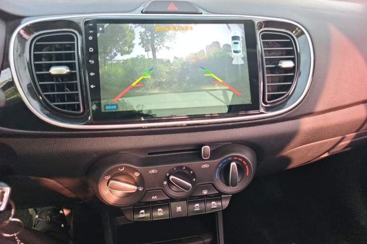 Used Kia Pegas 2019 1.4L Automatic Value Edition National VI Standard Audio And AC Panel