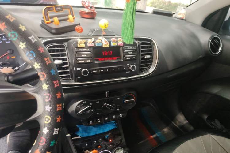 Used Kia Pegas 2019 1.4L Automatic Value Edition National VI Standard Audio And AC Panel