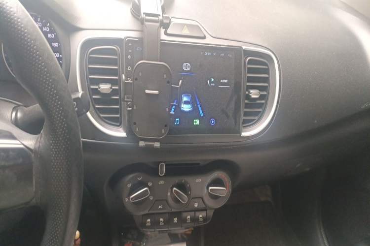 Used Kia Pegas 2019 1.4L Manual Value Edition (Compliant with National Emission Standard V) Audio And AC Panel