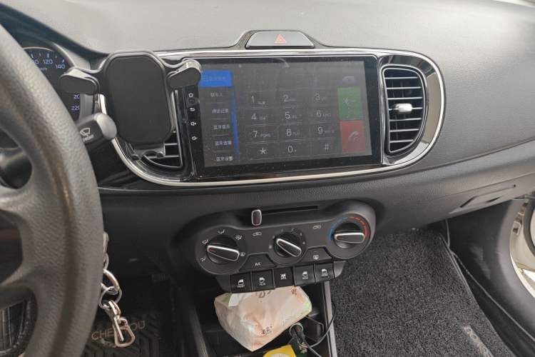 Used Kia Pegas 2019 1.4L Automatic Value Edition National VI Standard Audio And AC Panel
