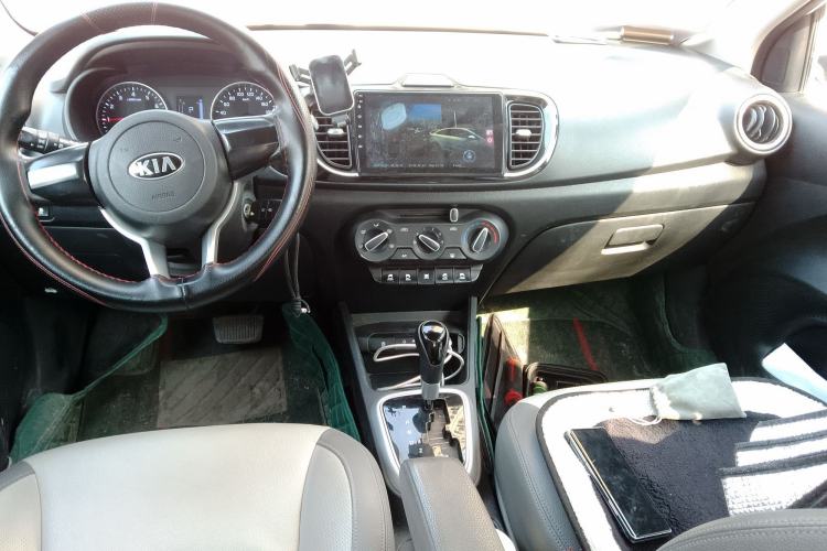 Used Kia Pegas 2019 1.4L Automatic Value Edition National Emission Standard V Center Console