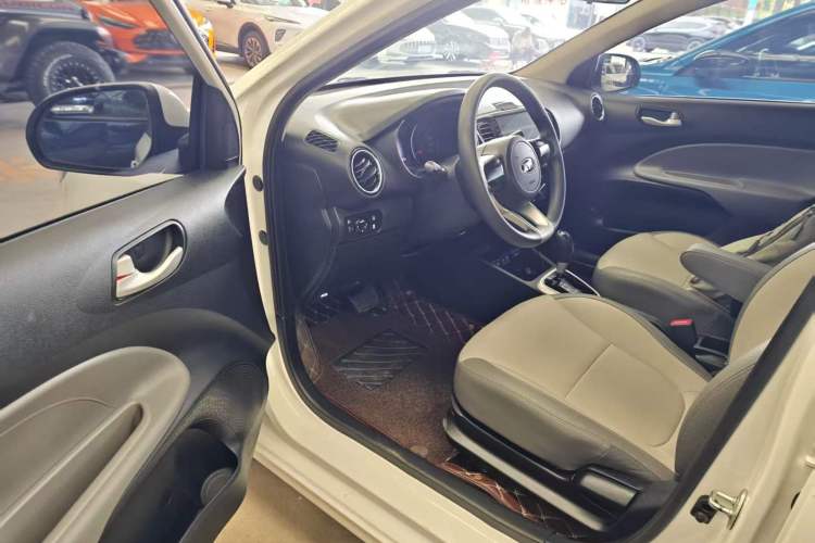 Used Kia Pegas 2019 1.4L Automatic Value Edition National VI Standard Driver Seat