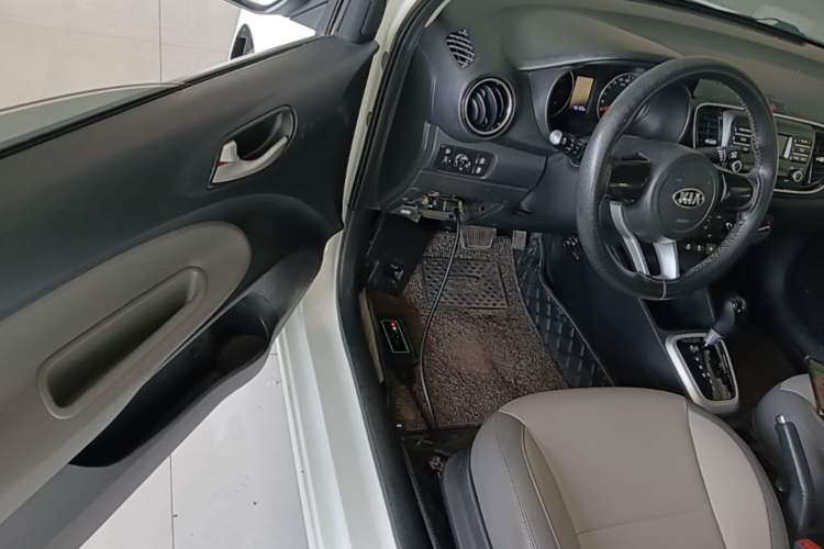 Used Kia Pegas 2019 1.4L Automatic Value Edition National VI Standard Driver Seat