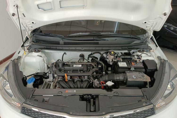Used Kia Pegas 2019 1.4L Automatic Value Edition National VI Standard Engine Bay