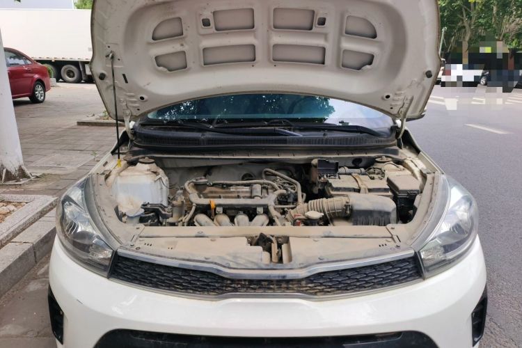 Used Kia Pegas 2019 1.4L Automatic Value Edition National VI Standard Engine Bay