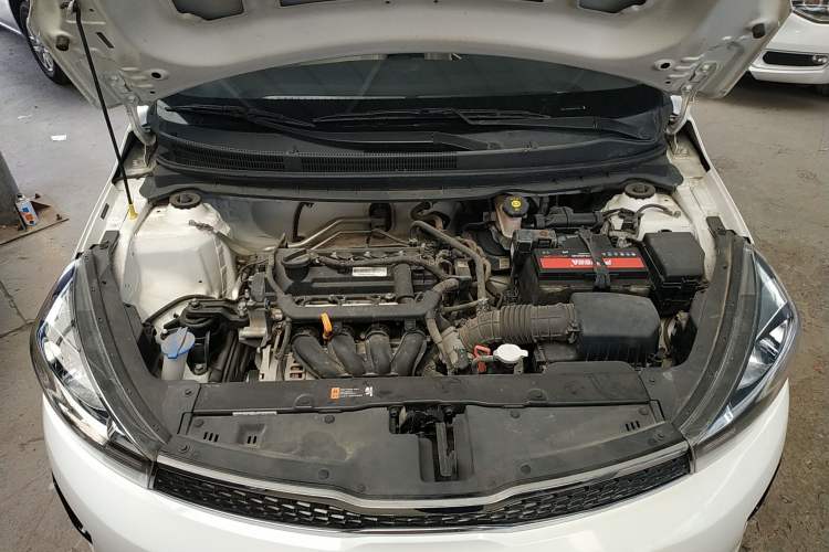 Used Kia Pegas 2019 1.4L Automatic Value Edition National VI Standard Engine Bay