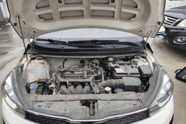 Used Kia Pegas 2019 1.4L Automatic Value Edition National VI Standard Engine Bay
