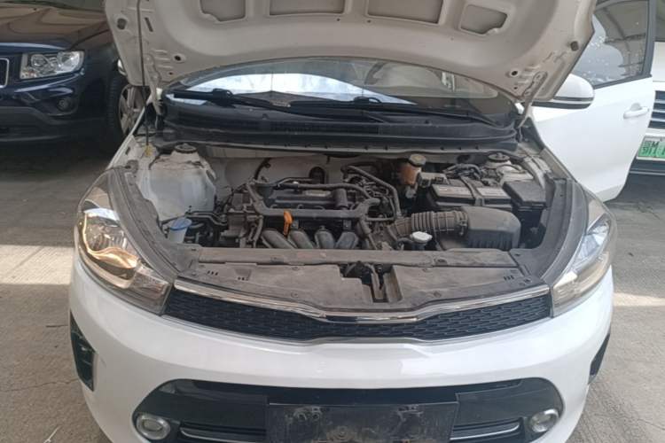 Used Kia Pegas 2019 1.4L Manual Value Edition National VI Standard Engine Bay