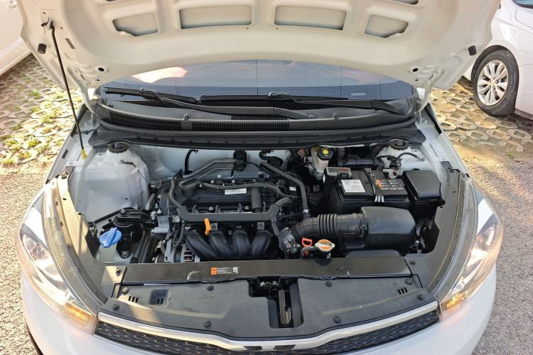 Used Kia Pegas 2019 1.4L Automatic Value Edition National VI Standard Engine Bay