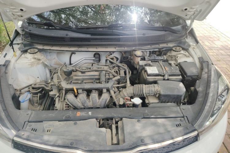 Used Kia Pegas 2019 1.4L Automatic Value Edition National VI Standard Engine Bay