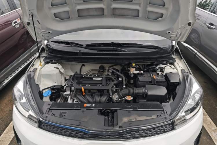Used Kia Pegas 2019 1.4L Manual Value Edition National VI Standard Engine Bay