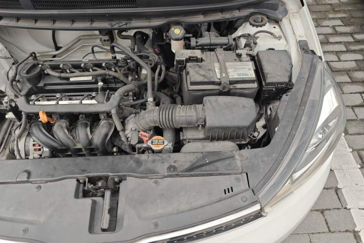 Used Kia Pegas 2019 1.4L Automatic Value Edition National VI Standard Engine Bay Left