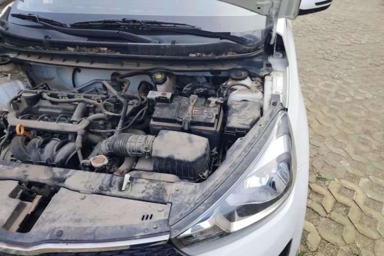 Used Kia Pegas 2019 1.4L Manual Value Edition National VI Standard Engine Bay Left